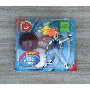 2000 Hasbro Pokemon Collectible Deluxe Trainer Ash And Pikachu Action Figure